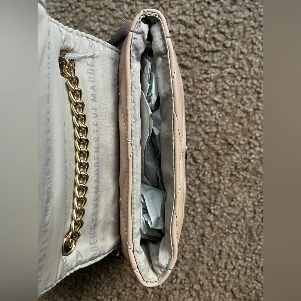 NWT Steve Madden Blush Quilted Crossbody Bag - Picture 4 of 9